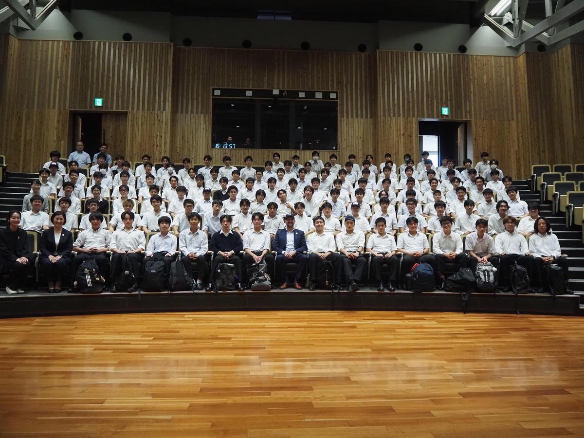 KEIOA250web2.jpg